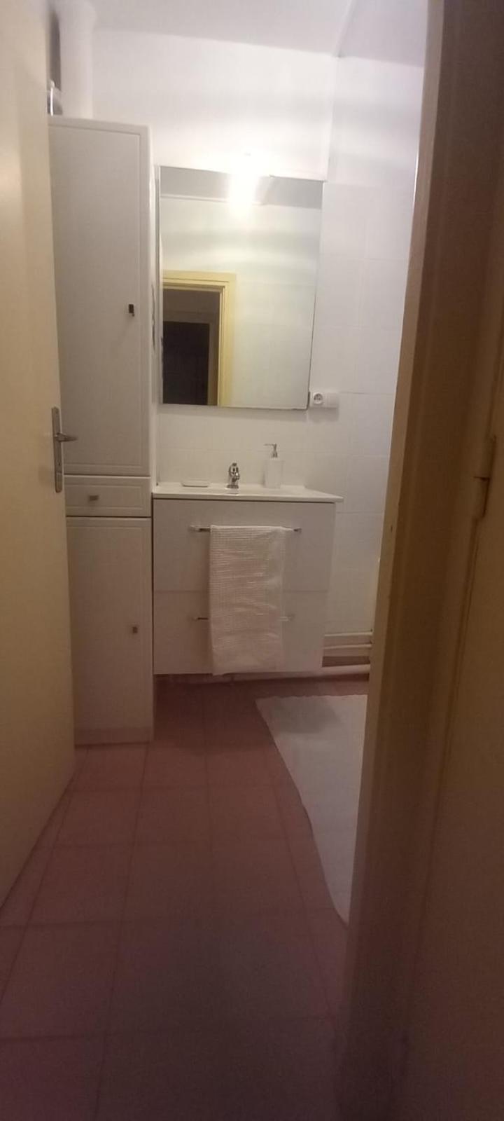 1 Chambre Arena - La Chapelle Paris Ngoại thất bức ảnh